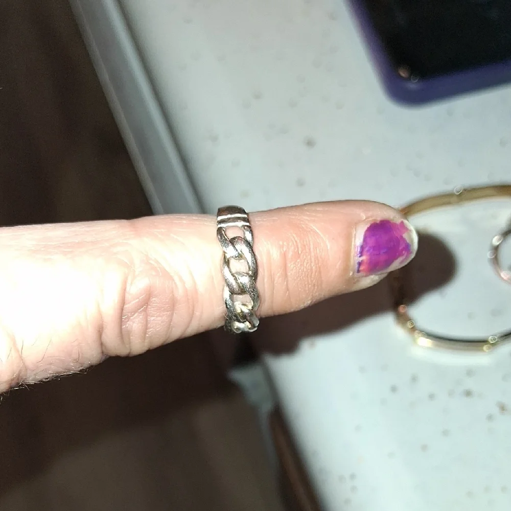 Silver Chain Ring - Picture 3 of 6